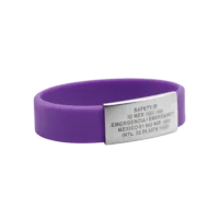 Placa de identificación SAFETY ID en pulsera de silicón M8 morado.